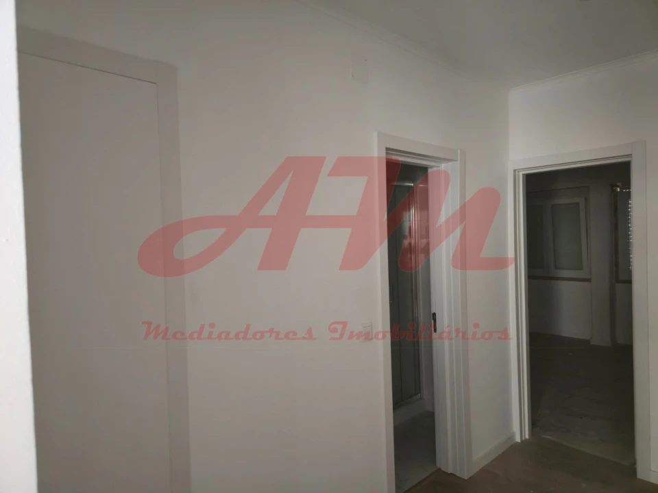 Apartamento T2 para Venda em Falagueira-Venda Nova Foto 22