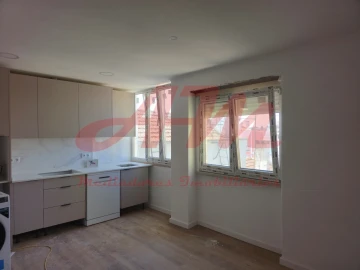 Apartamento T2 para Venda em Falagueira-Venda Nova