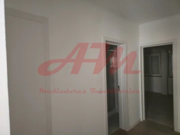 Apartamento T2 para Venda em Falagueira-Venda Nova