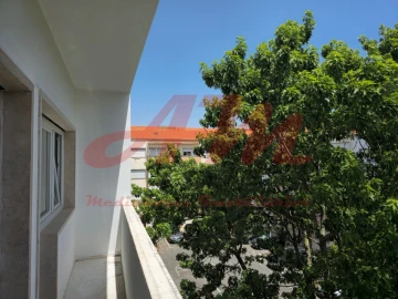 Apartamento T2 para Venda em Falagueira-Venda Nova