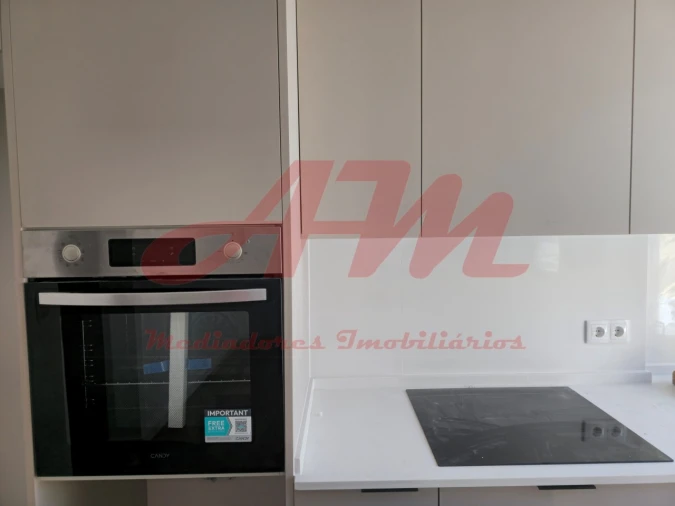 Apartamento T2 para Venda em Falagueira-Venda Nova Foto 4