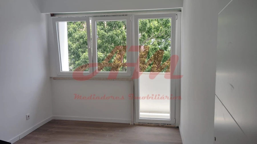 Apartamento T2 para Venda em Falagueira-Venda Nova Foto 10