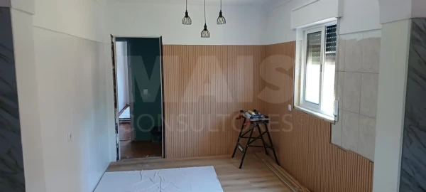 Moradia T3 para Venda em Painho e Figueiros