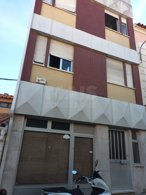Prédio para Venda em Vila Franca de Xira