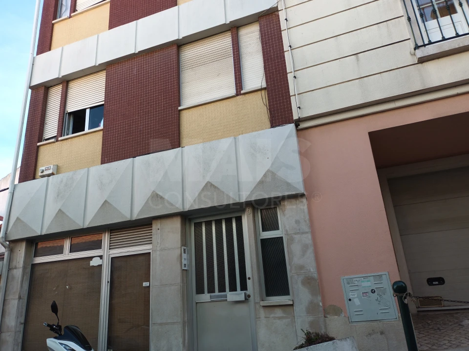 Prédio para Venda em Vila Franca de Xira Foto 4