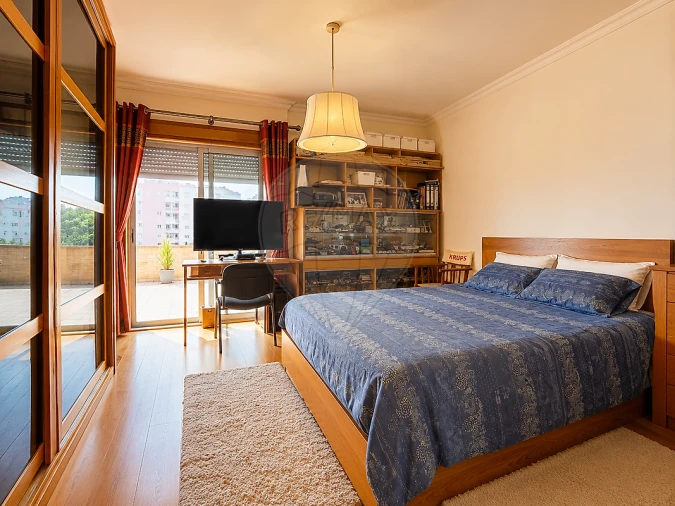 Apartamento T3 para Venda em Odivelas Foto 9