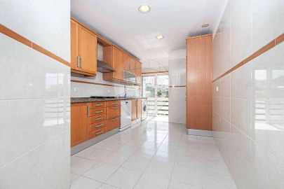 Apartamento T2 para Venda em Mina de Água