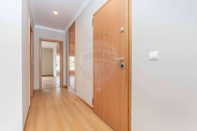 Apartamento T2 para Venda em Mina de Água
