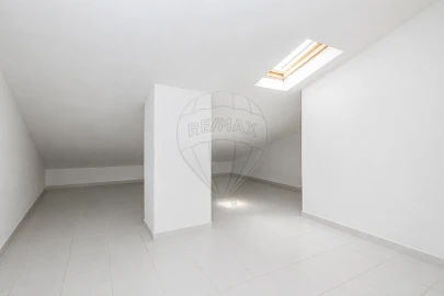 Apartamento T2 para Venda em Mina de Água