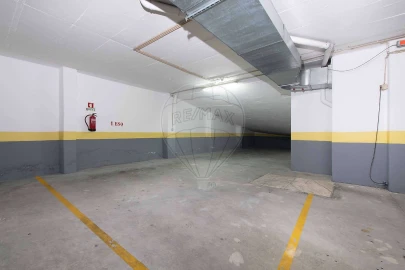 Apartamento T2 para Venda em Mina de Água