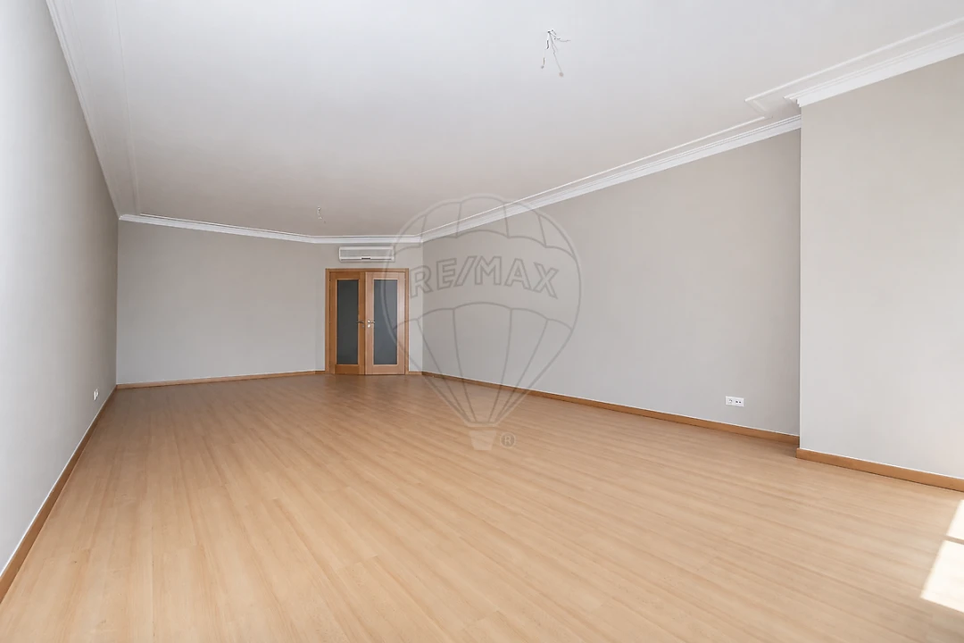 Apartamento T2 para Venda em Mina de Água Foto 14