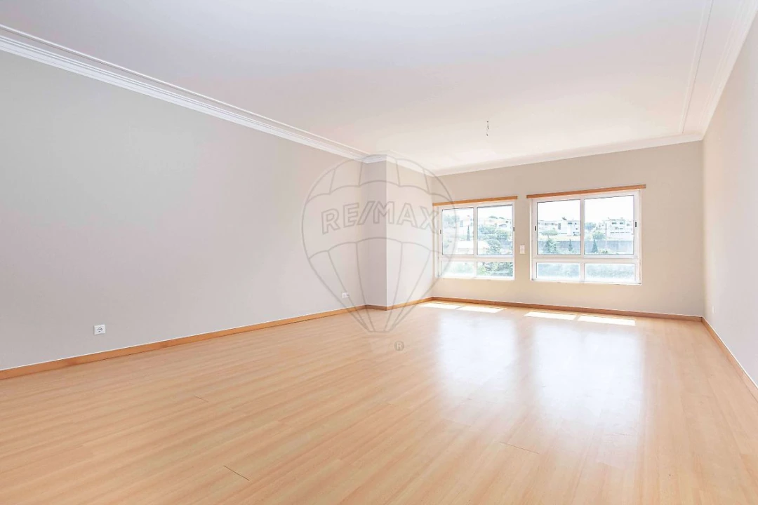 Apartamento T2 para Venda em Mina de Água Foto 13