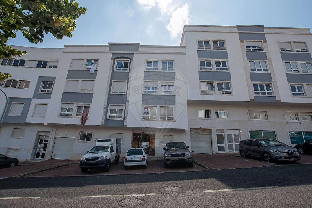 Apartamento T2 para Venda em Mina de Água Foto 1