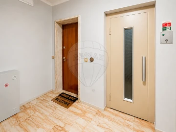 Apartamento T2 para Venda em Mina de Água