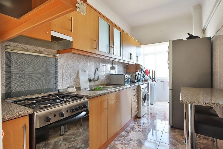 Apartamento T2 para Venda em Mina de Água Foto 3