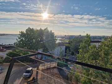Apartamento T3 para Venda em Alto do Seixalinho, Santo André e Verderena