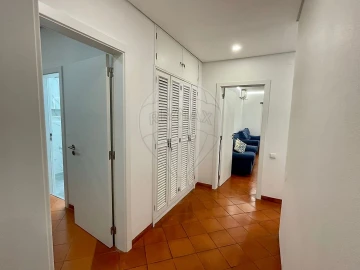Moradia T3 para Arrendamento em Albufeira e Olhos de Água