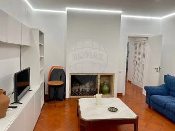 Moradia T3 para Arrendamento em Albufeira e Olhos de Água