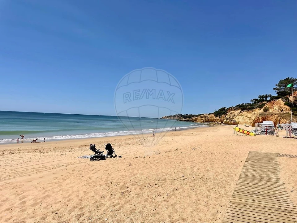 Moradia T3 para Arrendamento em Albufeira e Olhos de Água Foto 36