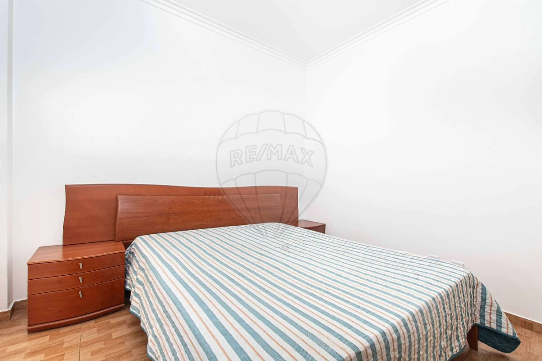 Apartamento T3 para Venda em Vialonga Foto 7