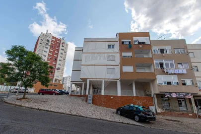 Apartamento T3 para Venda em Vialonga