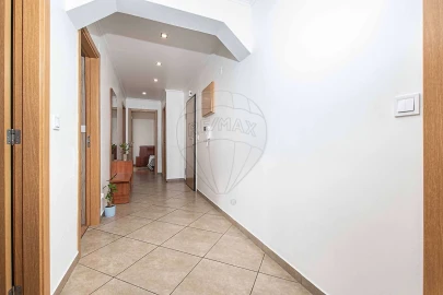 Apartamento T3 para Venda em Vialonga