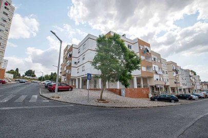 Apartamento T3 para Venda em Vialonga