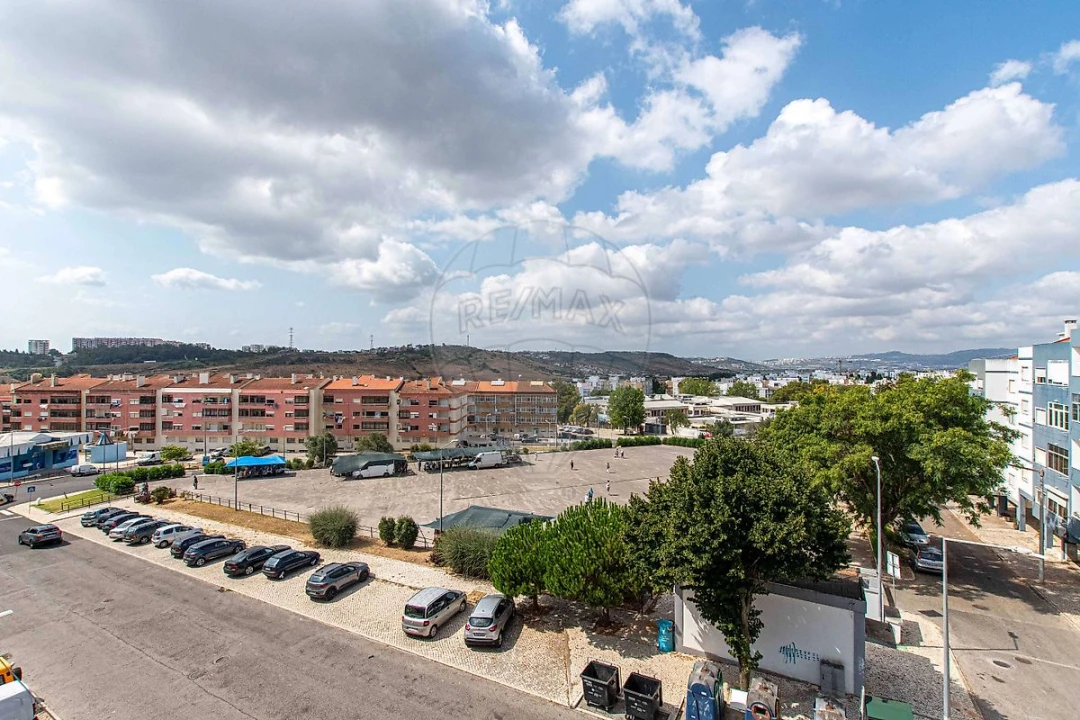 Apartamento T3 para Venda em Vialonga Foto 25