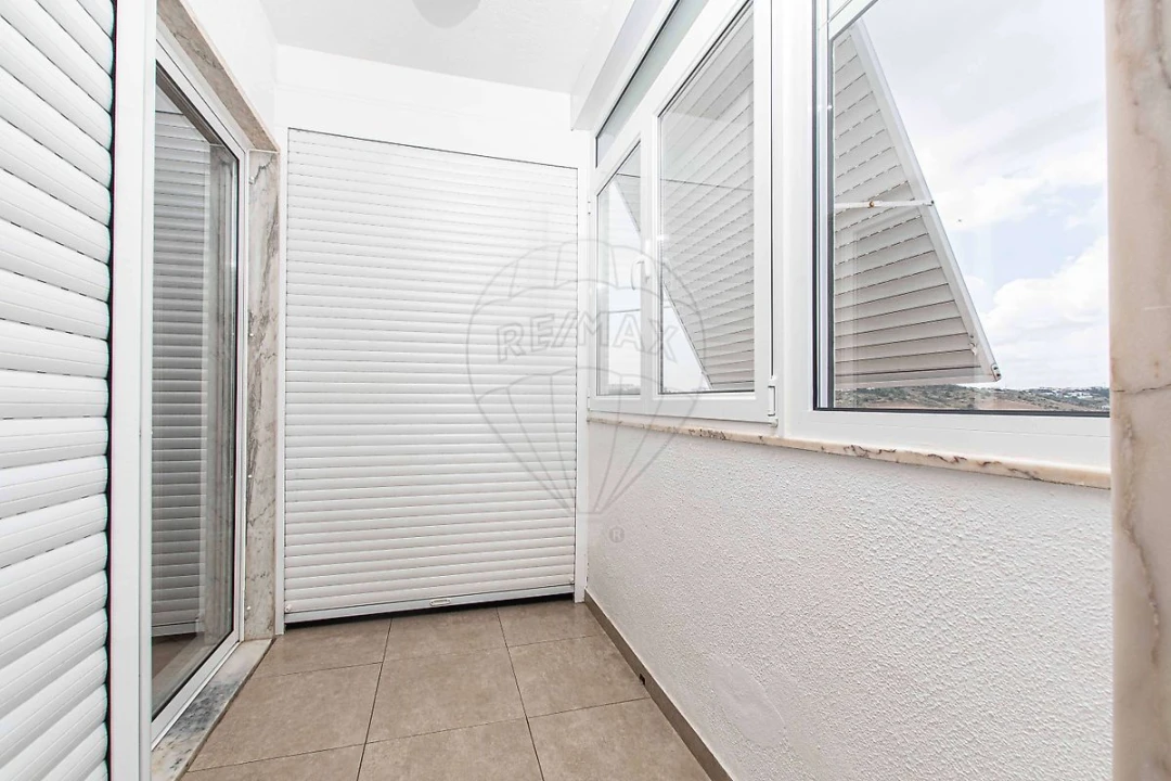 Apartamento T3 para Venda em Vialonga Foto 22