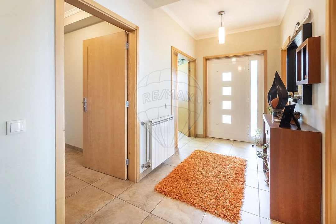 Moradia T3 para Venda em São Pedro de Castelões Foto 19