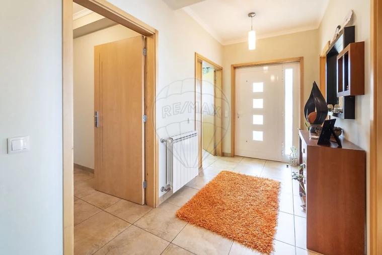 Moradia T3 para Venda em São Pedro de Castelões Foto 19