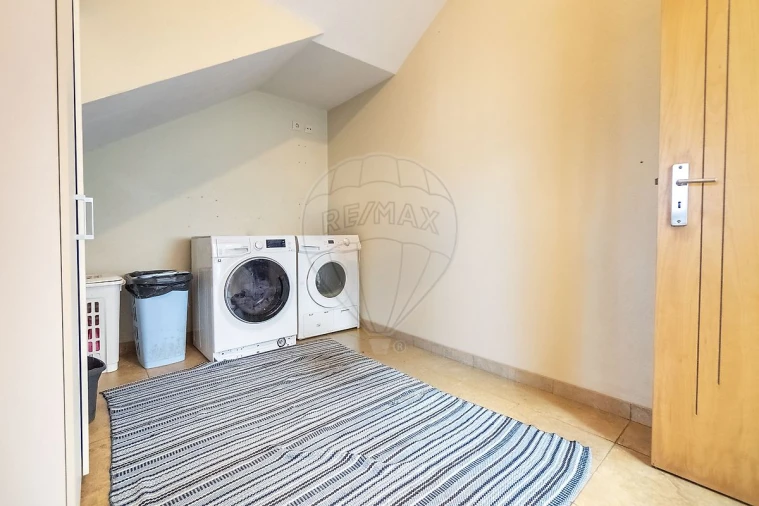 Moradia T3 para Venda em São Pedro de Castelões Foto 41