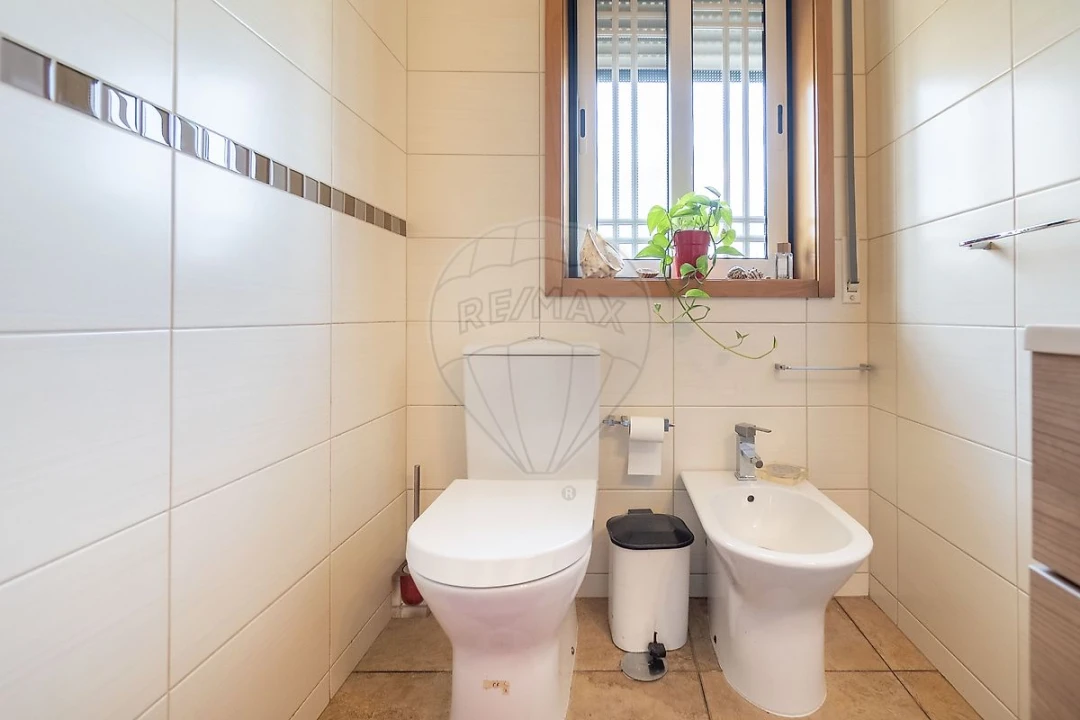 Moradia T3 para Venda em São Pedro de Castelões Foto 16