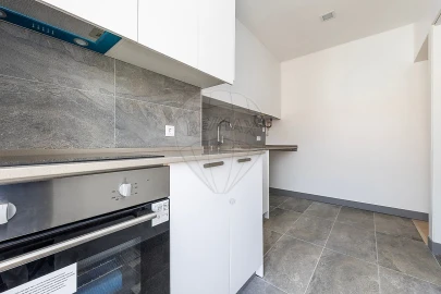Apartamento T2 para Arrendamento em Moscavide e Portela