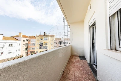 Apartamento T2 para Arrendamento em Moscavide e Portela