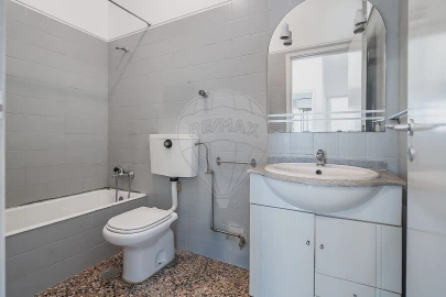 Apartamento T2 para Venda em Ermesinde