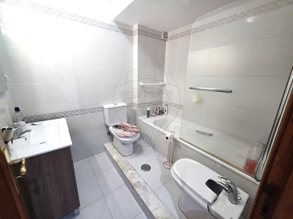 Apartamento T2 para Venda em Palmela Foto 5