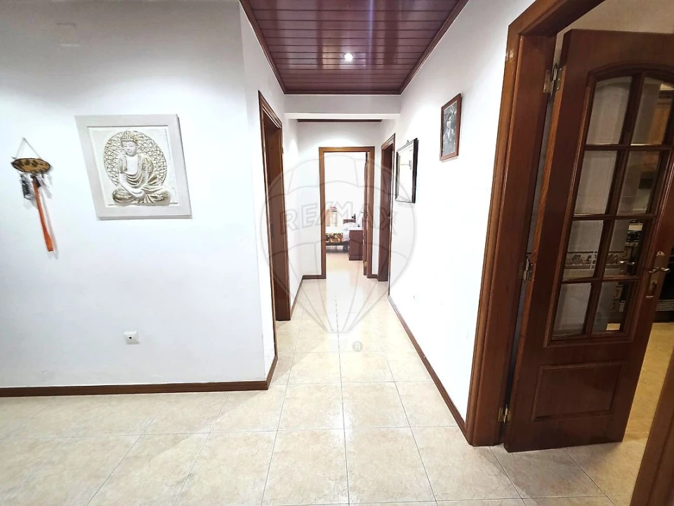 Apartamento T2 para Venda em Palmela Foto 9
