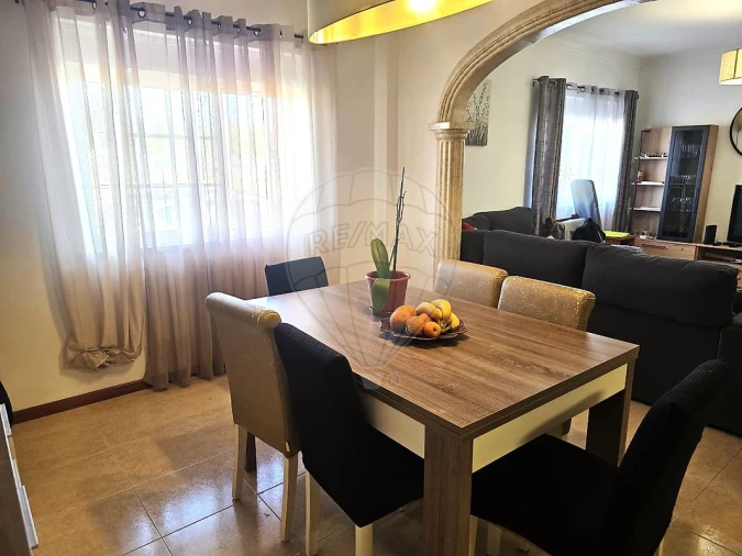 Apartamento T2 para Venda em Palmela Foto 14