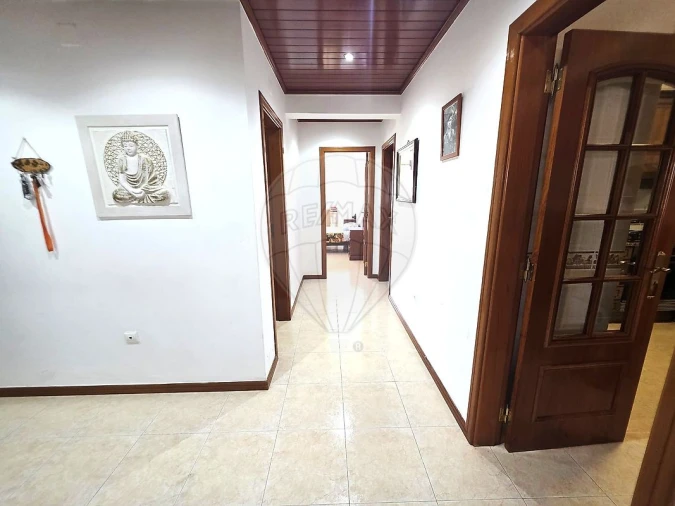 Apartamento T2 para Venda em Palmela Foto 9