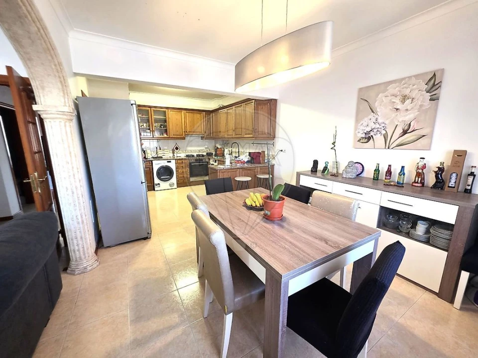 Apartamento T2 para Venda em Palmela Foto 12