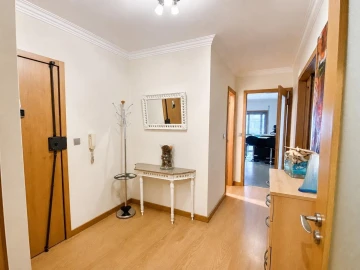 Apartamento T3 para Venda em Braga (Maximinos, Sé e Cividade)