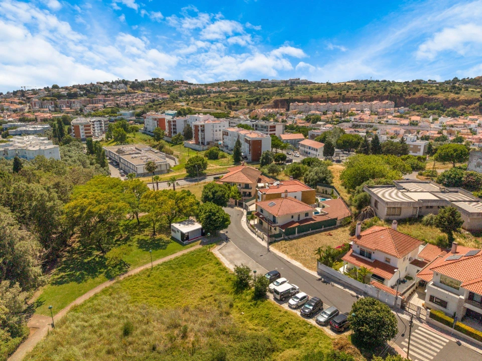 Moradia T5 para Venda em Oeiras e São Julião da Barra, Paço de Arcos e Caxias Foto 2