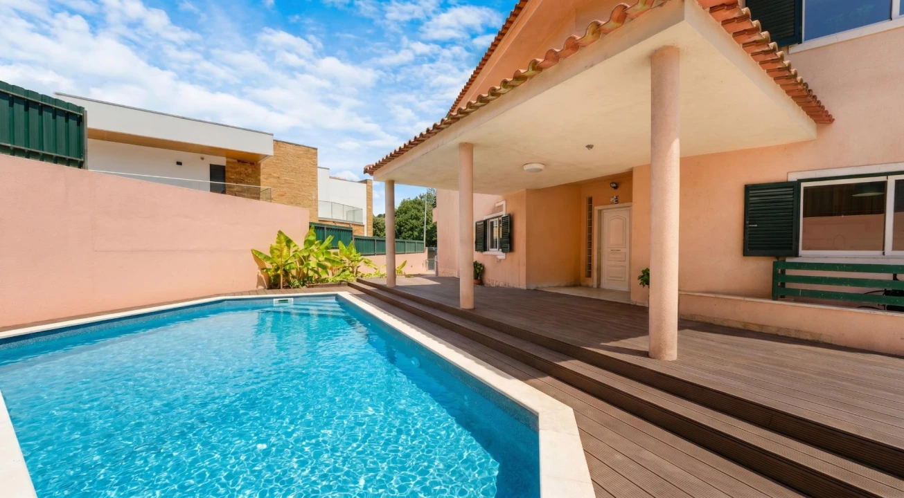 Moradia T5 para Venda em Oeiras e São Julião da Barra, Paço de Arcos e Caxias Foto 2