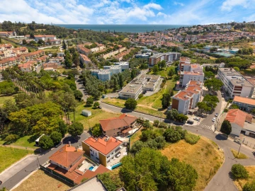 Moradia T5 para Venda em Oeiras e São Julião da Barra, Paço de Arcos e Caxias