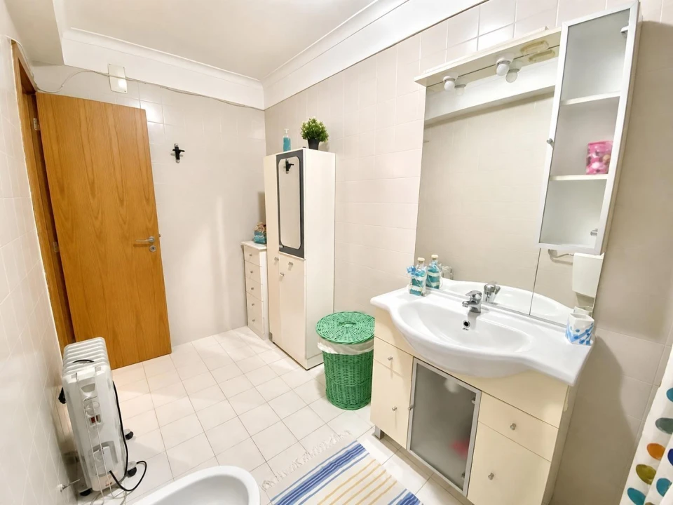 Apartamento T3 para Venda em Braga (Maximinos, Sé e Cividade) Foto 17