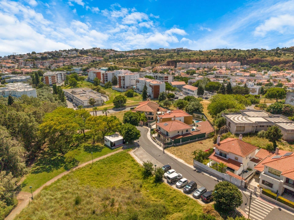 Moradia T5 para Venda em Oeiras e São Julião da Barra, Paço de Arcos e Caxias Foto 2