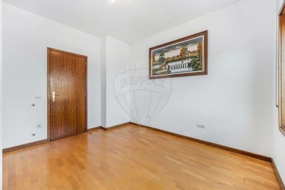Apartamento T3 para Venda em Aguas Santas