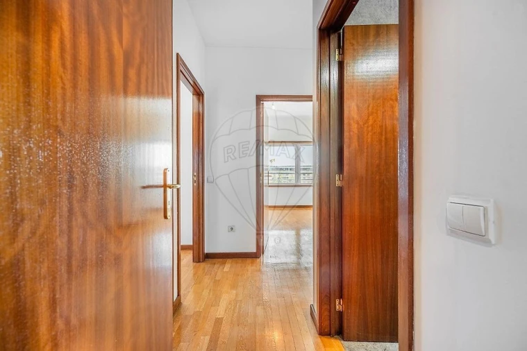 Apartamento T3 para Venda em Aguas Santas Foto 12