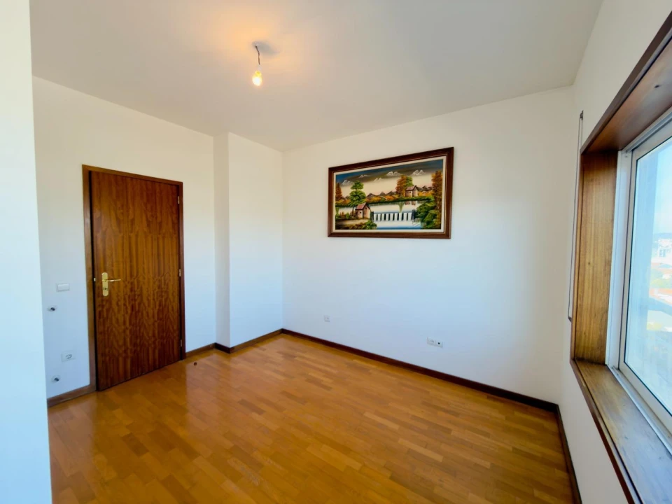 Apartamento T3 para Venda em Aguas Santas Foto 13
